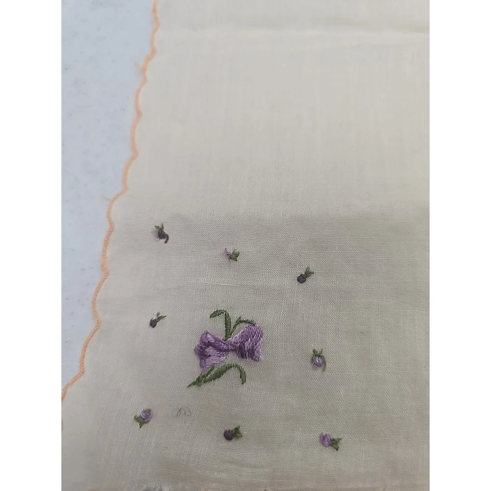 Vtg Embroidered Flower Fox Terrier‎ Cloth Scalloped Hem Men's Handkerchiefs